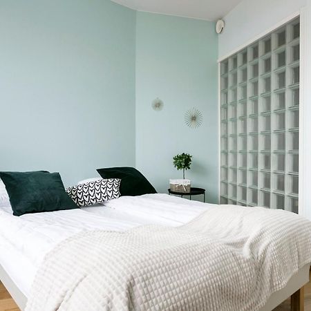 2Ndhomes Luxury Kamppi Center Apartment With Spa And Terrace 赫尔辛基 外观 照片