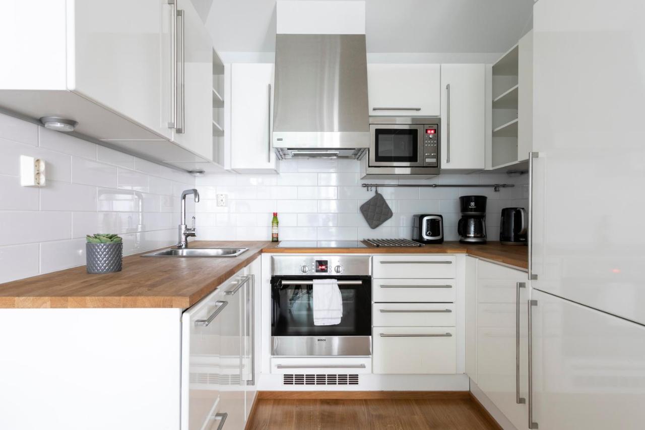 2Ndhomes Luxury Kamppi Center Apartment With Spa And Terrace 赫尔辛基 外观 照片
