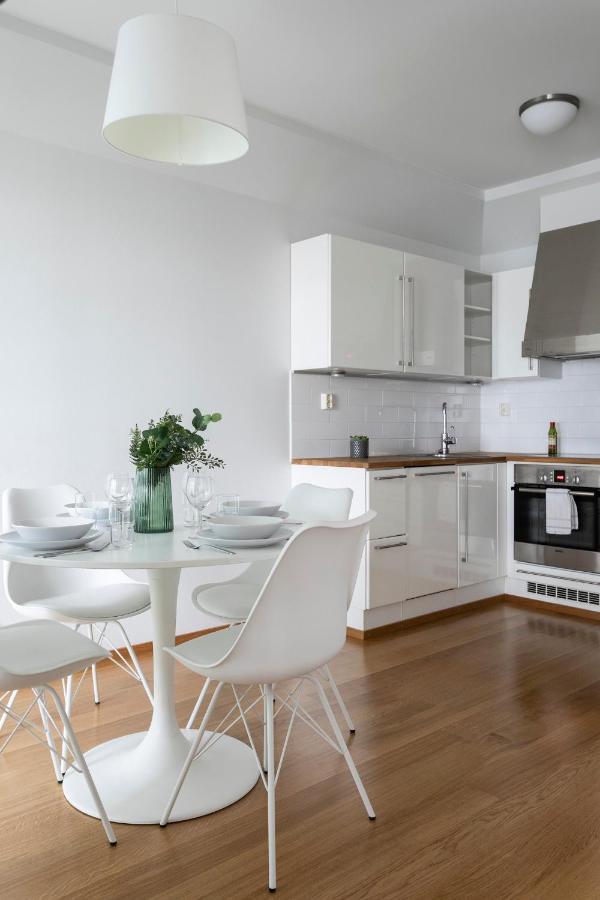 2Ndhomes Luxury Kamppi Center Apartment With Spa And Terrace 赫尔辛基 外观 照片